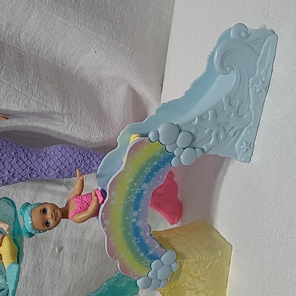 Barbie Doll Year 2019 Dreamtopia Mermaid Nursery Playset #FXT25 - Picture 3 of 16